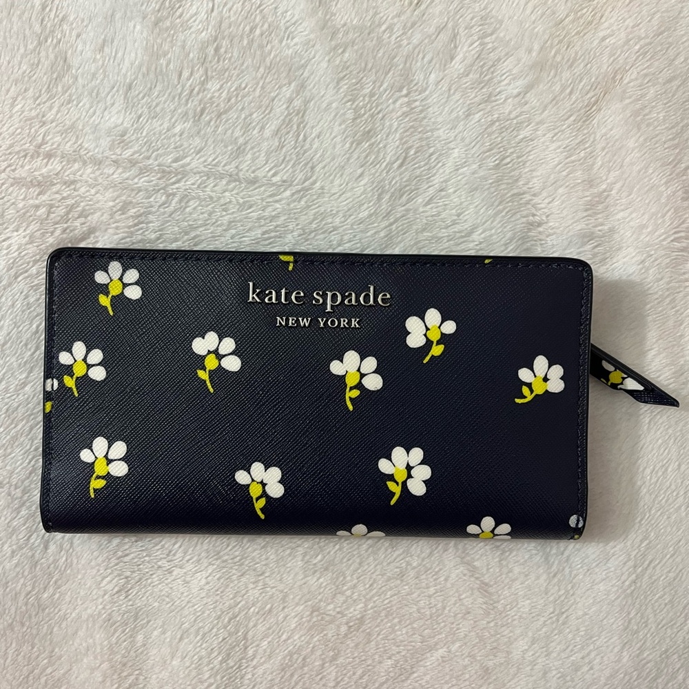Kate Spade Cameron Daisy Wallet